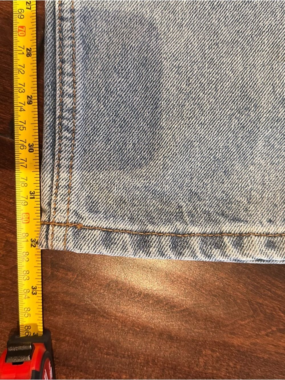 Brandy Melville Classic 90s low waisted Straight rise Jeans Size M NWT - Picture 7 of 8